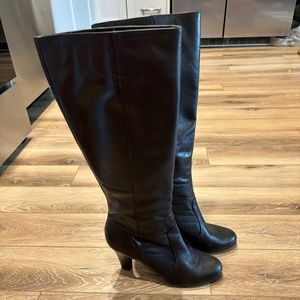 Antonio Melani black leather knee high boots 9 M heel zip classic almond toe
